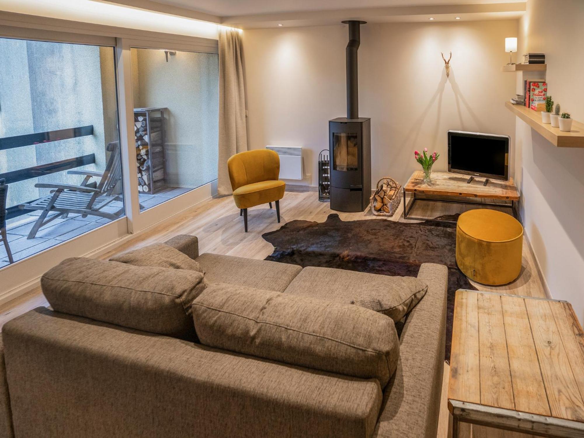 Alluring Holiday Home In Gros Fays With Garden Extérieur photo